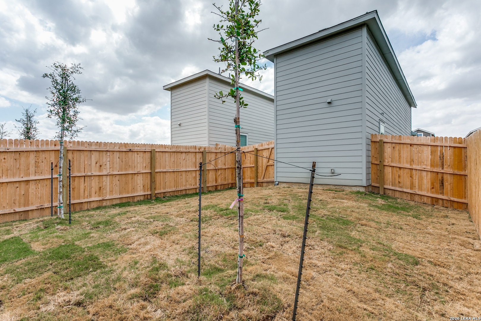 5010 Primrose Converse, TX 78109 - Photo 23 of 24 a view of a backyard