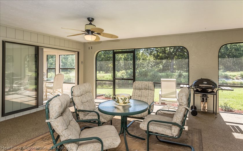 173 Mango Road Northeast Lake Placid, FL 33852 - Photo 8 of 19 Gallery Image 8