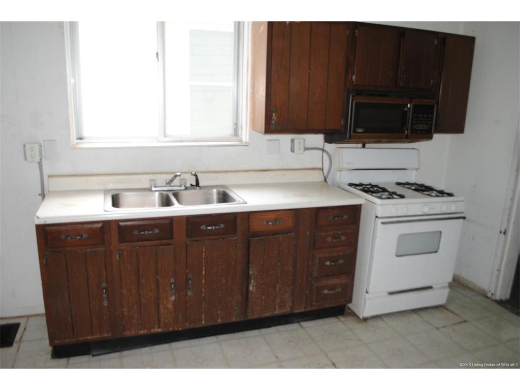 1715 Grant Line Road New Albany, IN 47150 - Photo 9 of 26 Gallery Image 9