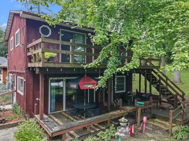 $649,700 | W5789 Ridge Road, La Grange, WI 53121