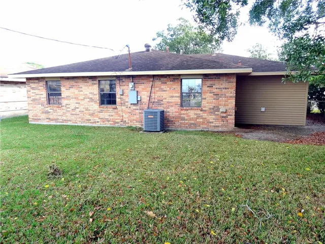 $154,850 | 1632 Haydel Drive, Marrero, LA 70072
