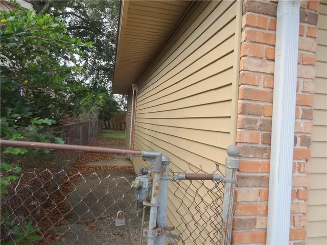 $154,850 | 1632 Haydel Drive, Marrero, LA 70072