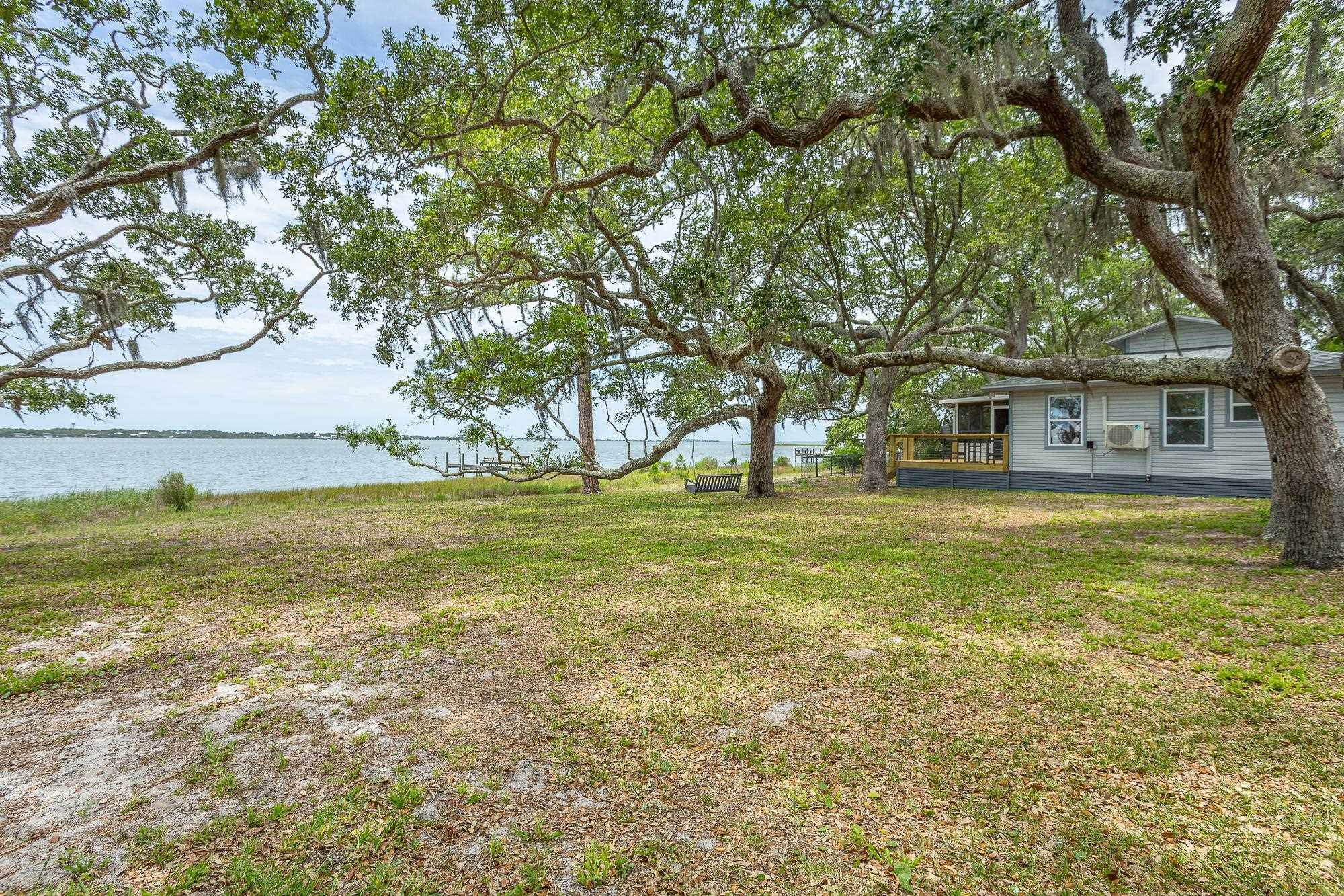 632 Mariner Circle Alligator Point, FL 32346 - Photo 17 of 44