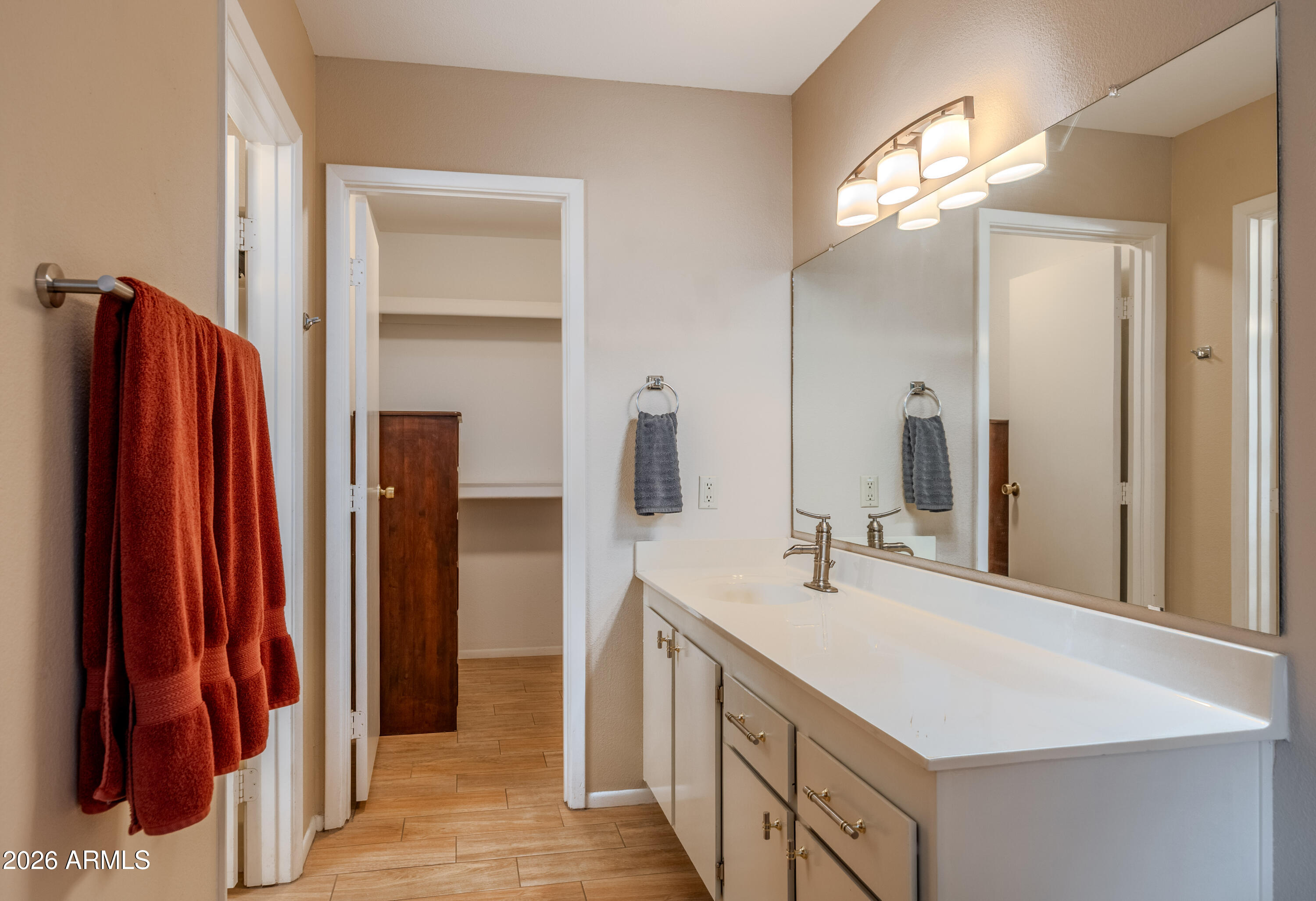 14300 West Bell Road, Unit 115 Surprise, AZ 85374 - Photo 14 of 19 Primary Bathroom 1