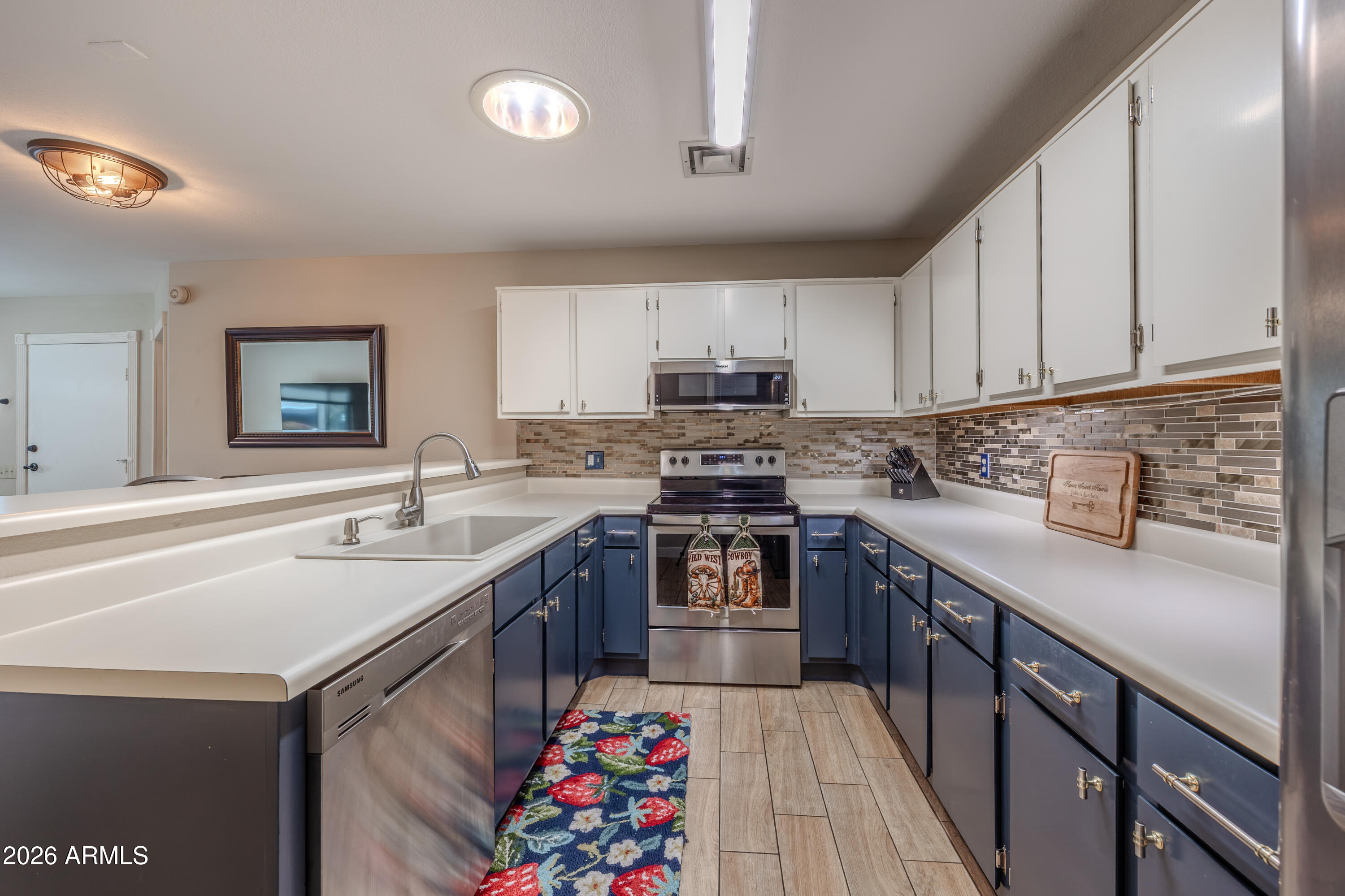14300 West Bell Road, Unit 115 Surprise, AZ 85374 - Photo 7 of 19 Kitchen