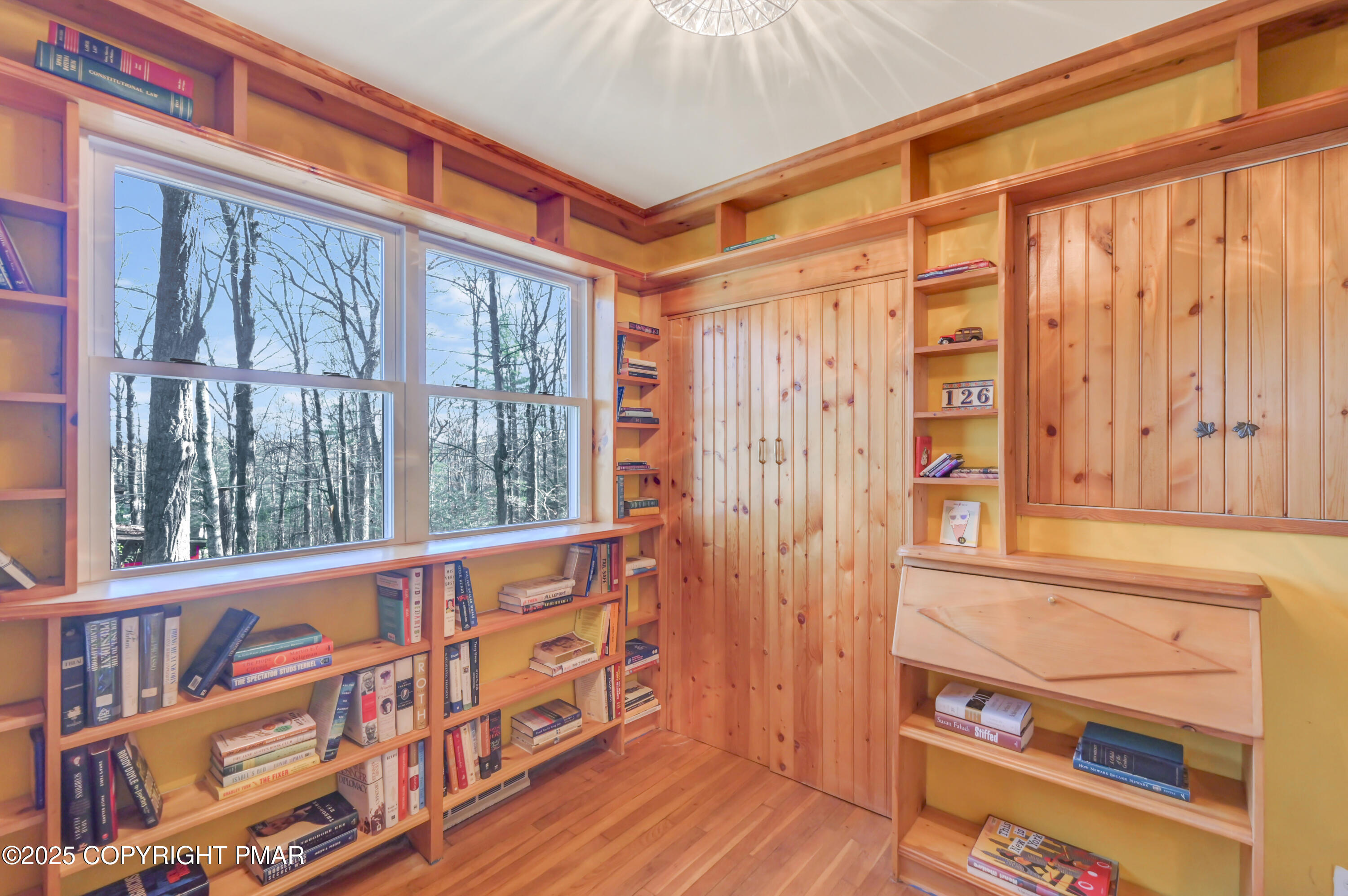 2148 Laurel Lane Cresco, PA 18326 - Photo 16 of 58 Office