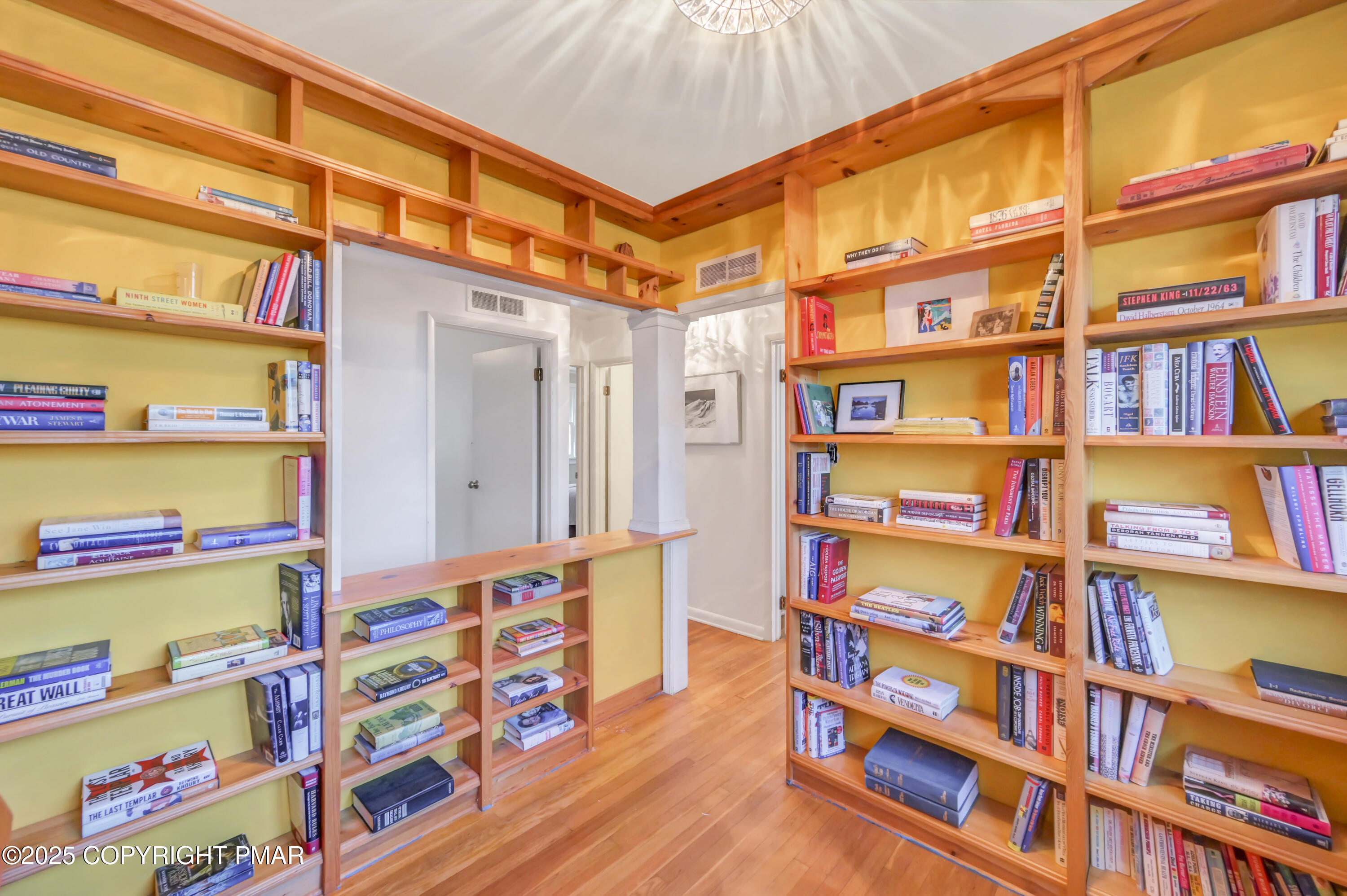 2148 Laurel Lane Cresco, PA 18326 - Photo 17 of 58 a view of a livingroom with shelves