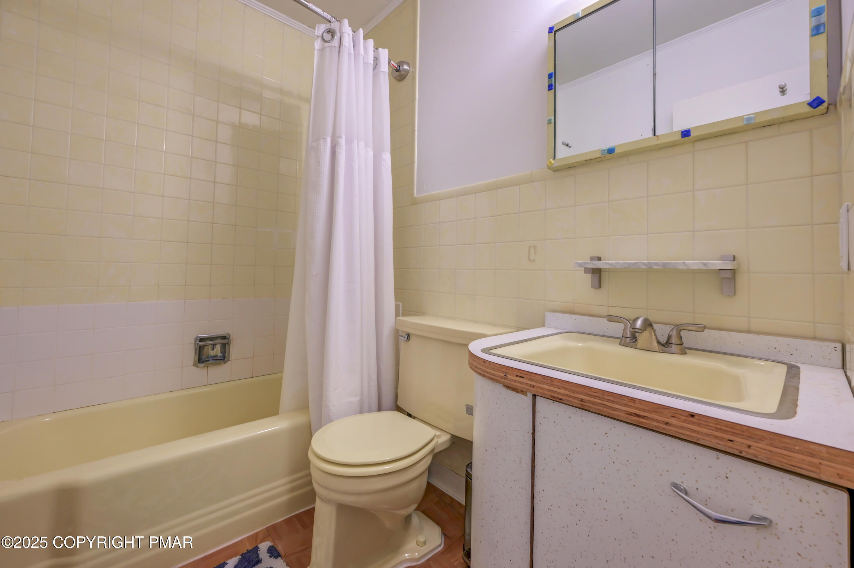 2148 Laurel Lane Cresco, PA 18326 - Photo 25 of 58 a bathroom with a sink a toilet and bathtub
