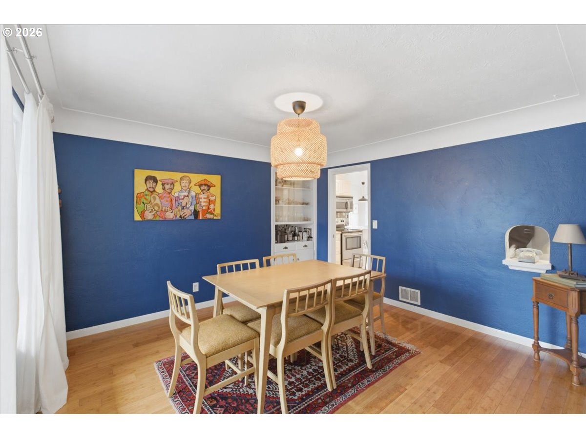 1770 D Street Northeast Salem, OR 97301 - Photo 22 of 38