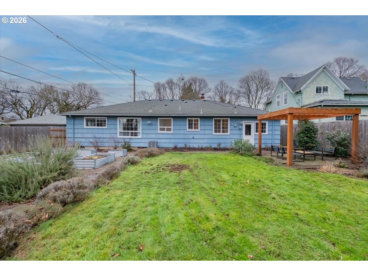 1770 D Street Northeast Salem, OR 97301 - Photo 37 of 38