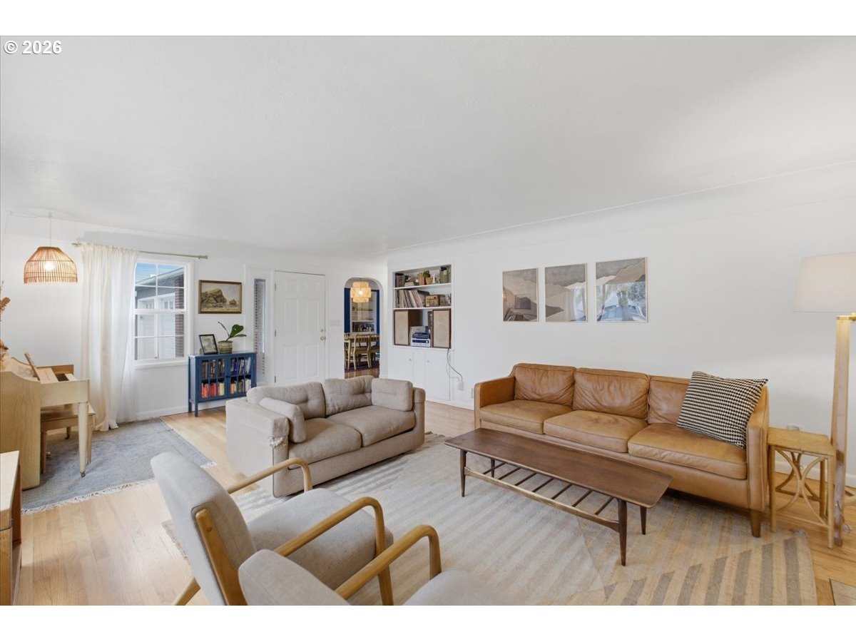 1770 D Street Northeast Salem, OR 97301 - Photo 10 of 38