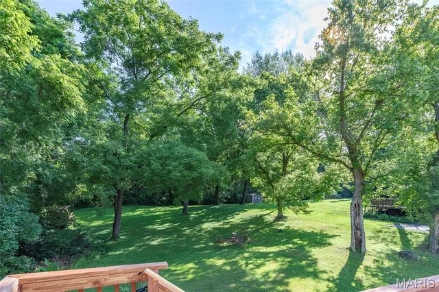 $389,900 | 1209 Woodcrest Lane, Hazelwood, MO 63042