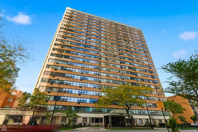 $1,700 | 6030 North Sheridan Road, Unit 2008, Chicago, IL 60660