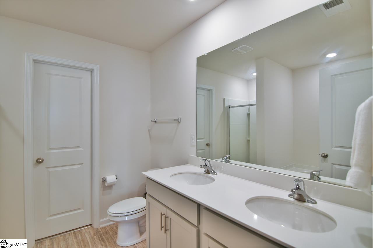 128 Yellow Fox Road Greer, SC 29650 - Photo 14 of 31 Gallery Image 14