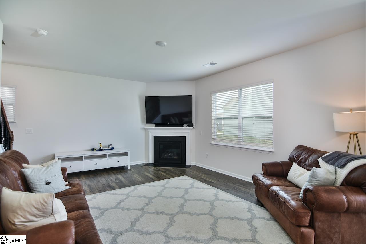 128 Yellow Fox Road Greer, SC 29650 - Photo 8 of 31 Gallery Image 8