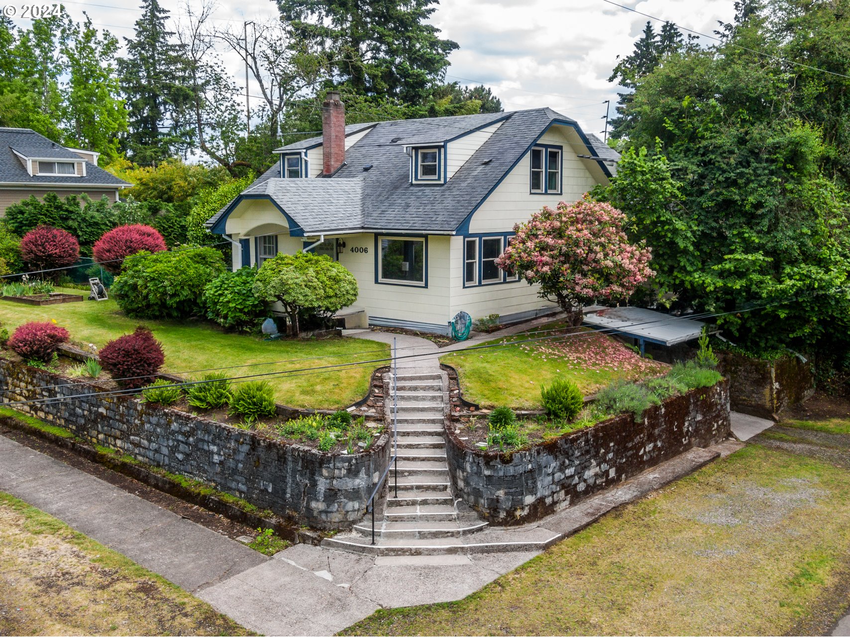 4006 Southeast Harold Street Portland, OR 97202 - Photo 19 of 40