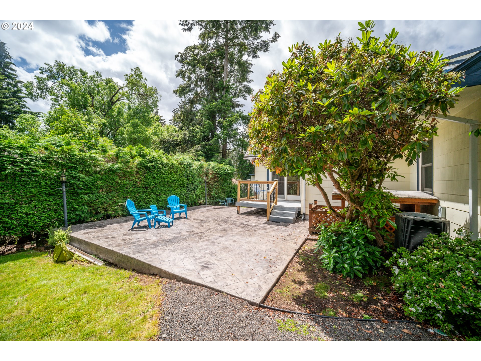 4006 Southeast Harold Street Portland, OR 97202 - Photo 26 of 40