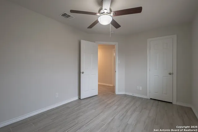 $1,400 | 6915 Flatstone Pass, Converse, TX 78109