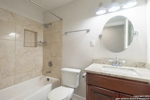 $1,400 | 6915 Flatstone Pass, Converse, TX 78109