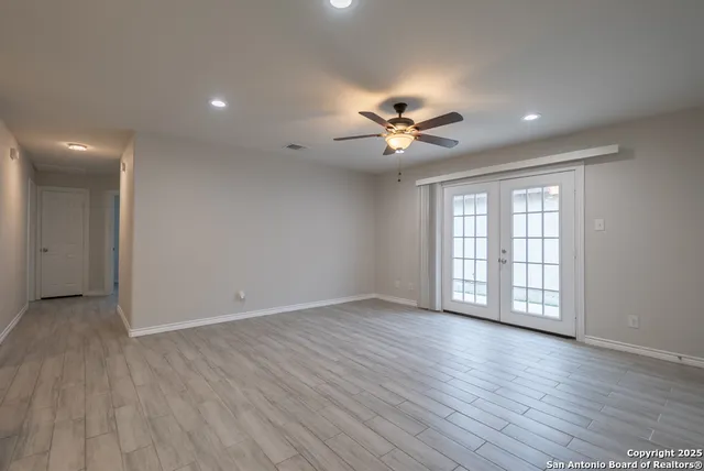 $1,400 | 6915 Flatstone Pass, Converse, TX 78109