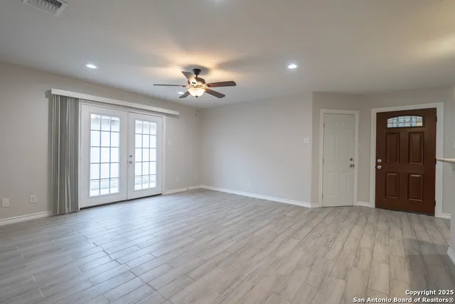 $1,400 | 6915 Flatstone Pass, Converse, TX 78109