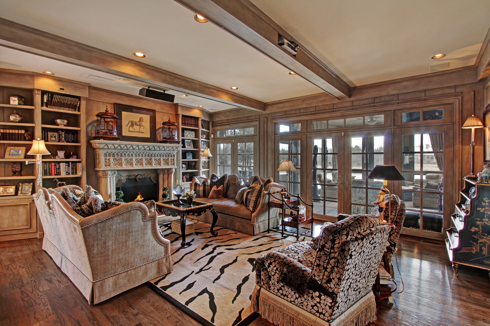 29 Riderwood Road North Barrington, IL 60010 - Photo 7 of 25 a living room with furniture or fireplace and wooden floor