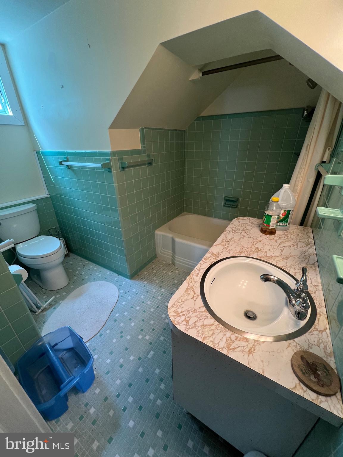 19809 Point Lookout Road Lexington Park, MD 20653 - Photo 18 of 47 2nd level Full Bathroom