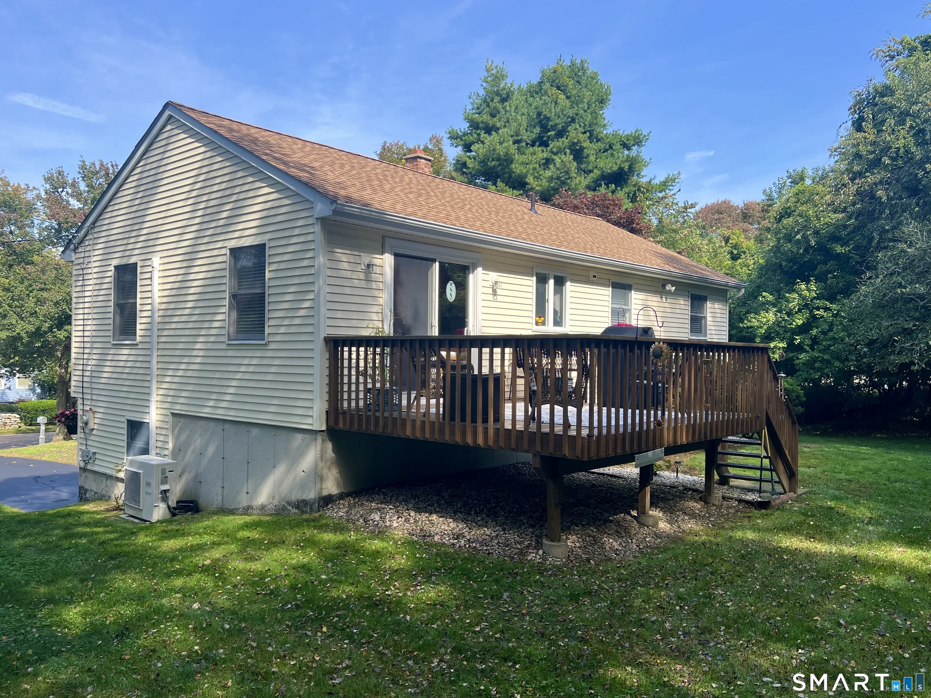 75 Mary Hall Road Stonington, CT 06379 - Photo 5 of 12 Gallery Image 5