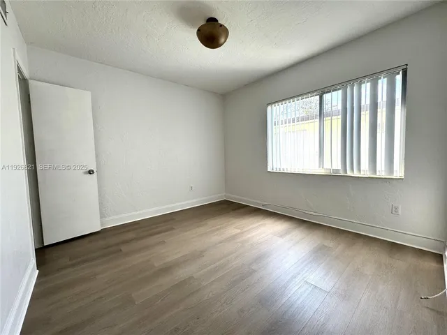 $1,900 | 261 Hibiscus Drive, Unit 5, Miami Springs, FL 33166