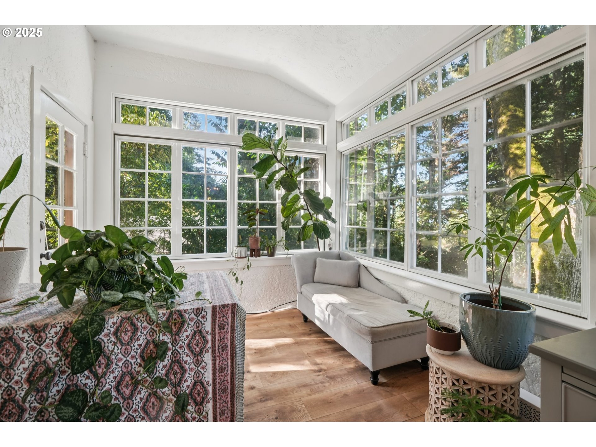 3045 Southwest Gaston Avenue Portland, OR 97239 - Photo 13 of 48