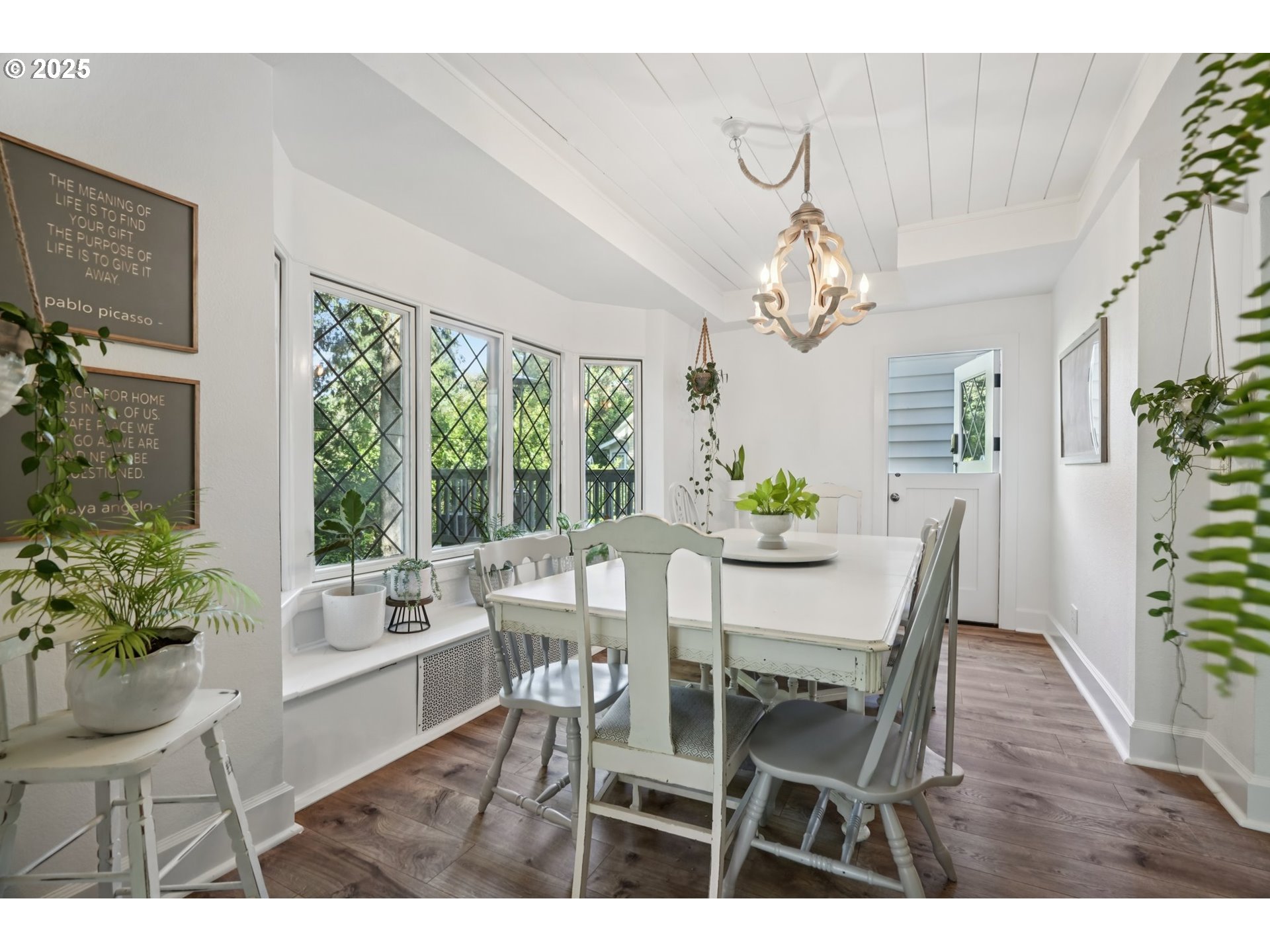 3045 Southwest Gaston Avenue Portland, OR 97239 - Photo 14 of 48