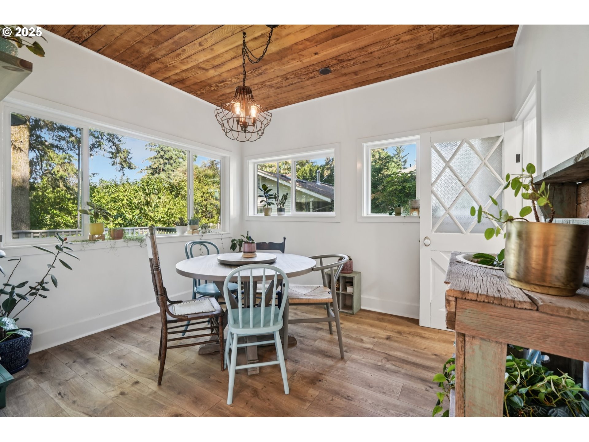 3045 Southwest Gaston Avenue Portland, OR 97239 - Photo 16 of 48