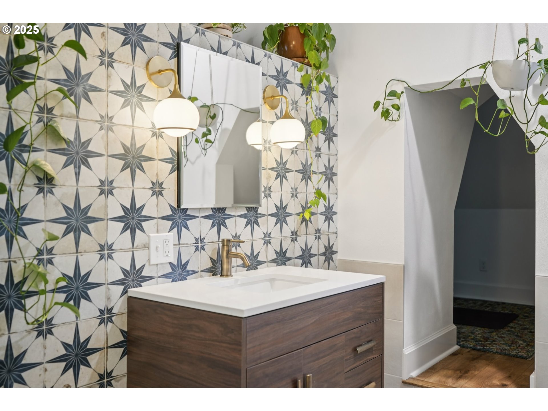 3045 Southwest Gaston Avenue Portland, OR 97239 - Photo 25 of 48