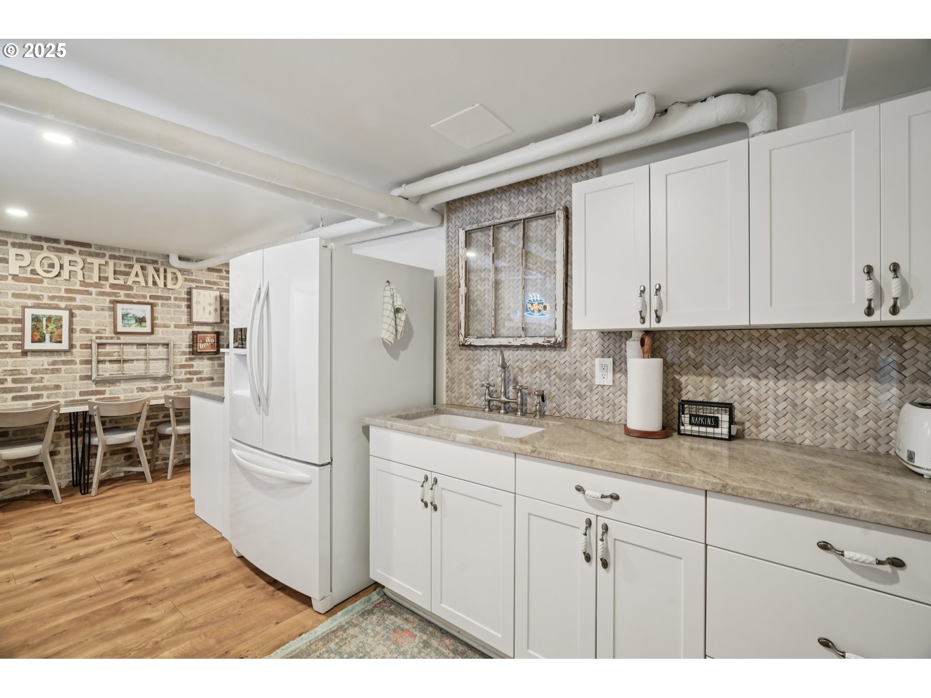 3045 Southwest Gaston Avenue Portland, OR 97239 - Photo 34 of 48
