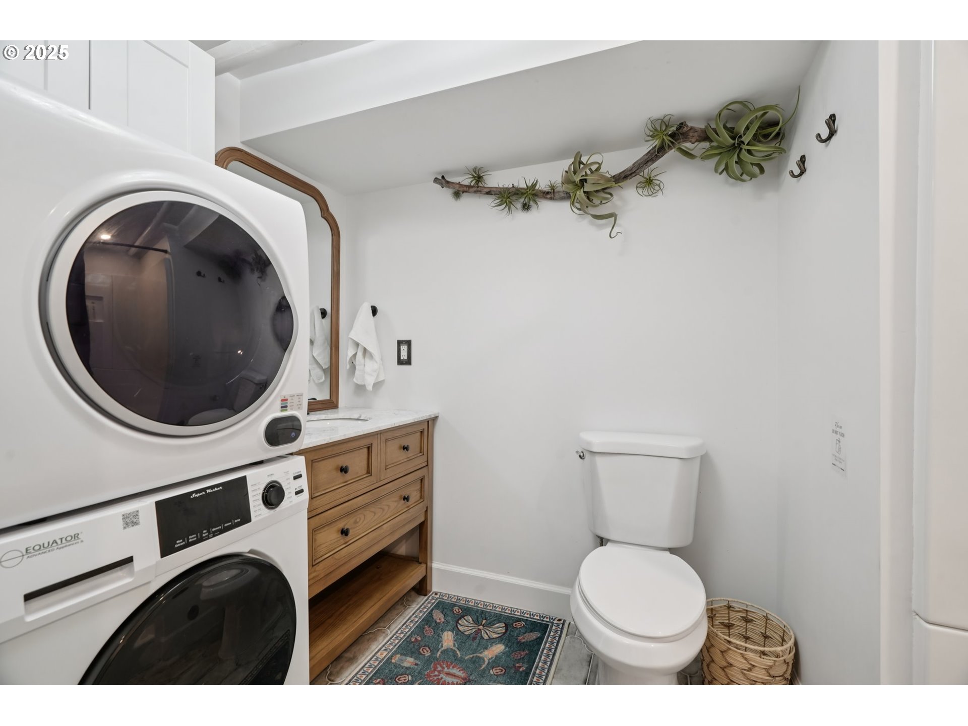 3045 Southwest Gaston Avenue Portland, OR 97239 - Photo 35 of 48