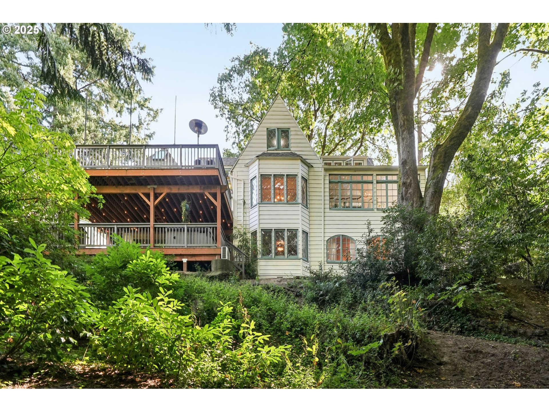 3045 Southwest Gaston Avenue Portland, OR 97239 - Photo 41 of 48