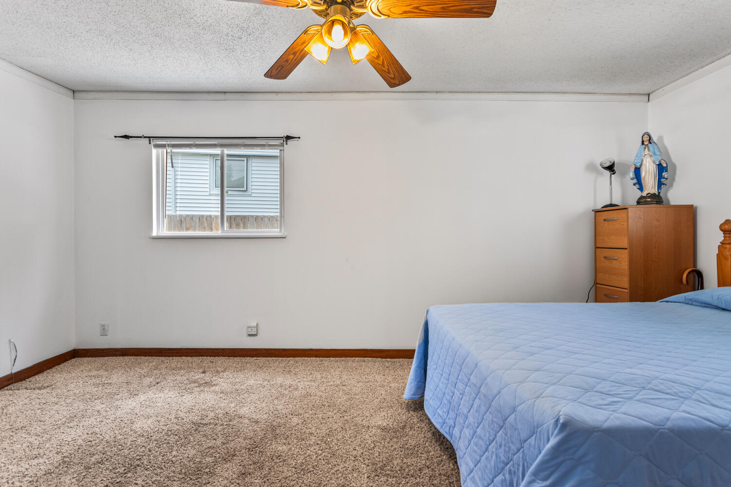 2503 Maplewood Drive Champaign, IL 61821 - Photo 18 of 37 a bedroom with a bed and a couch