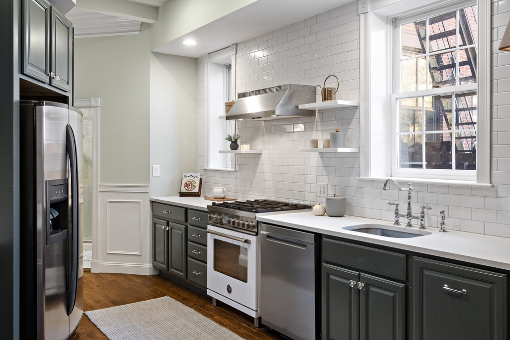 15 Harvard Street, Unit 2 Boston, MA 02129 - Photo 14 of 22