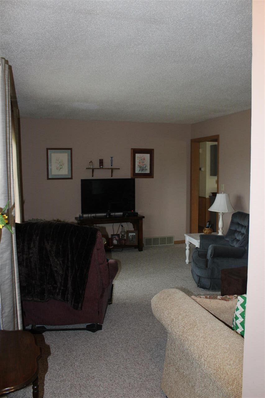 1876 West Perry Road Ligonier, IN 46767 - Photo 17 of 36 Gallery Image 17