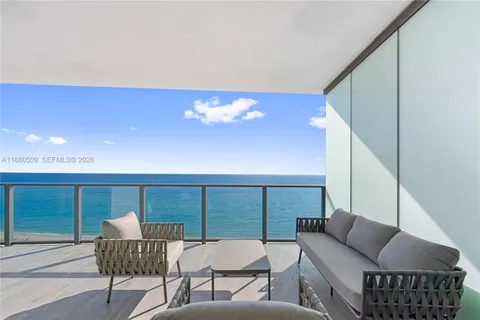 $2,995,000 | 1116 North Ocean Boulevard, Unit 1404, Pompano Beach, FL 33062
