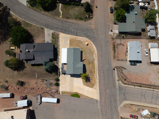 1225 South Boulder Avenue Moab, UT 84532 - Photo 6 of 46
