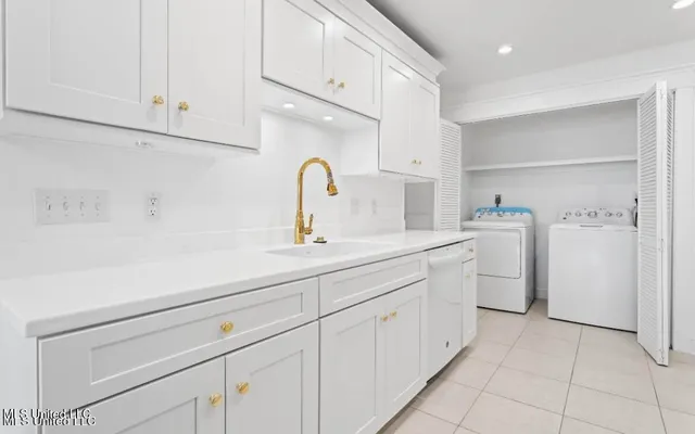 $344,700 | 1130 Beach Boulevard, Unit 107, Biloxi, MS 39530