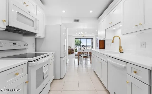 $344,700 | 1130 Beach Boulevard, Unit 107, Biloxi, MS 39530