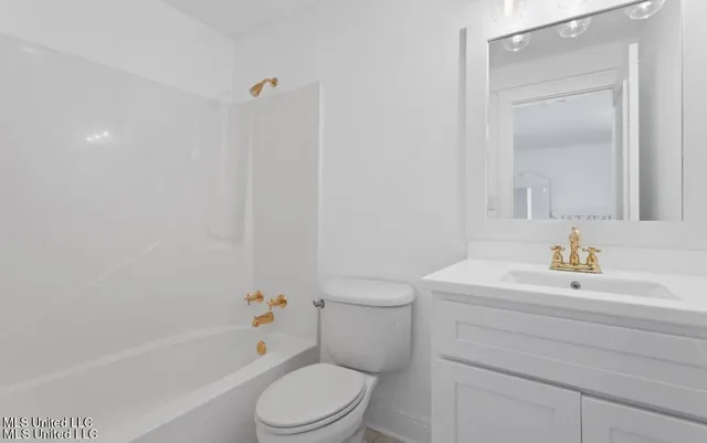 $344,700 | 1130 Beach Boulevard, Unit 107, Biloxi, MS 39530