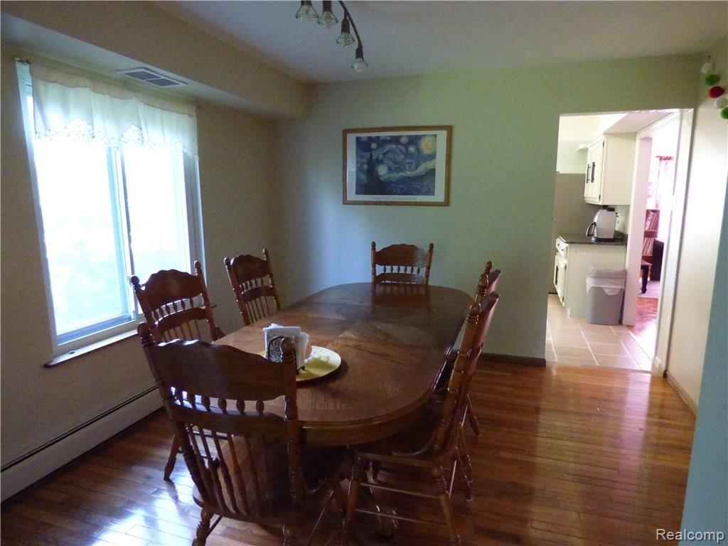 1870 Decker Road Walled Lake, MI 48390 - Photo 14 of 60 P1000264.JPG