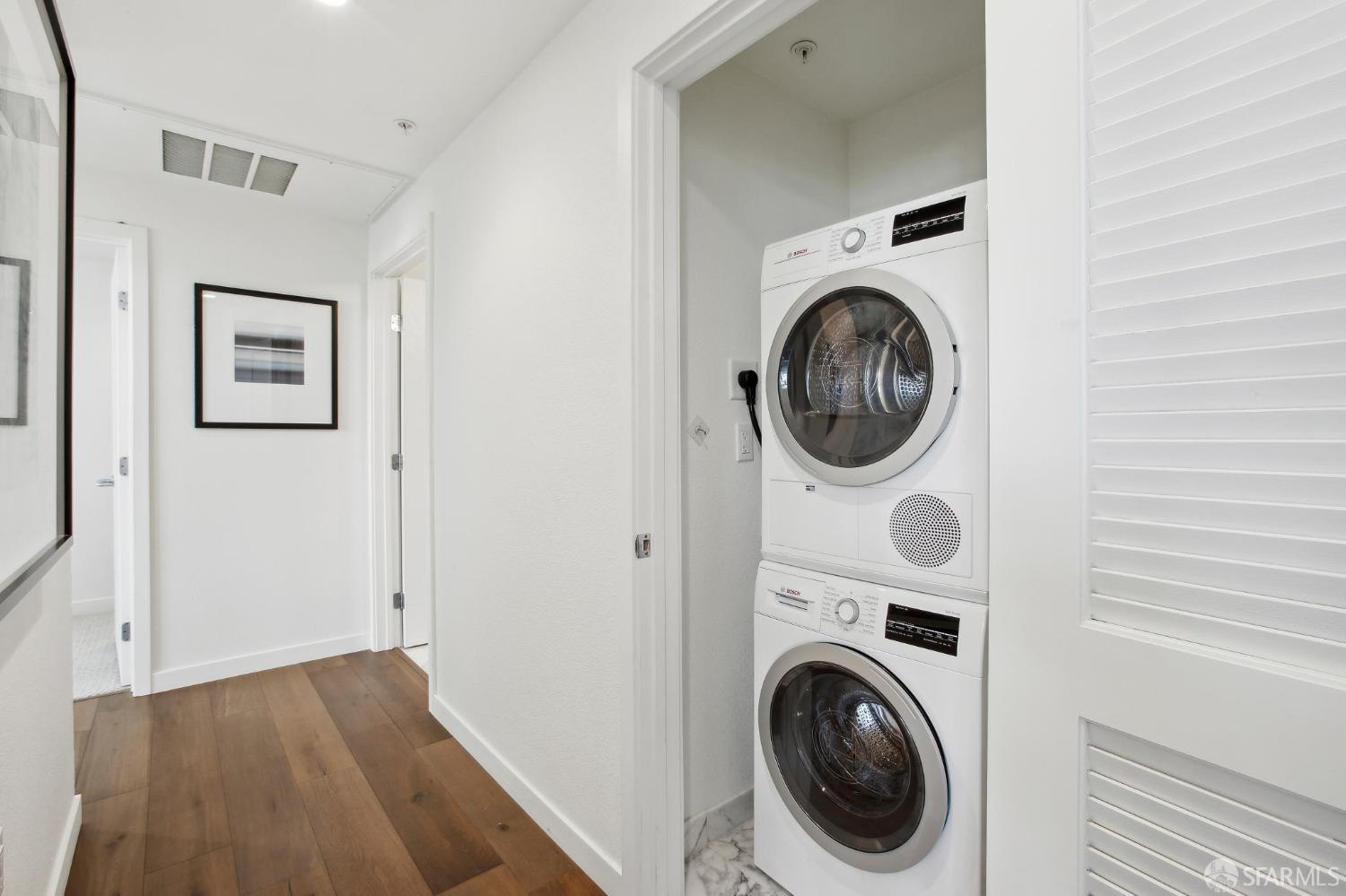 2655 Bush Street, Unit 603 San Francisco, CA 94115 - Photo 14 of 36 a utility room with dryer and washer