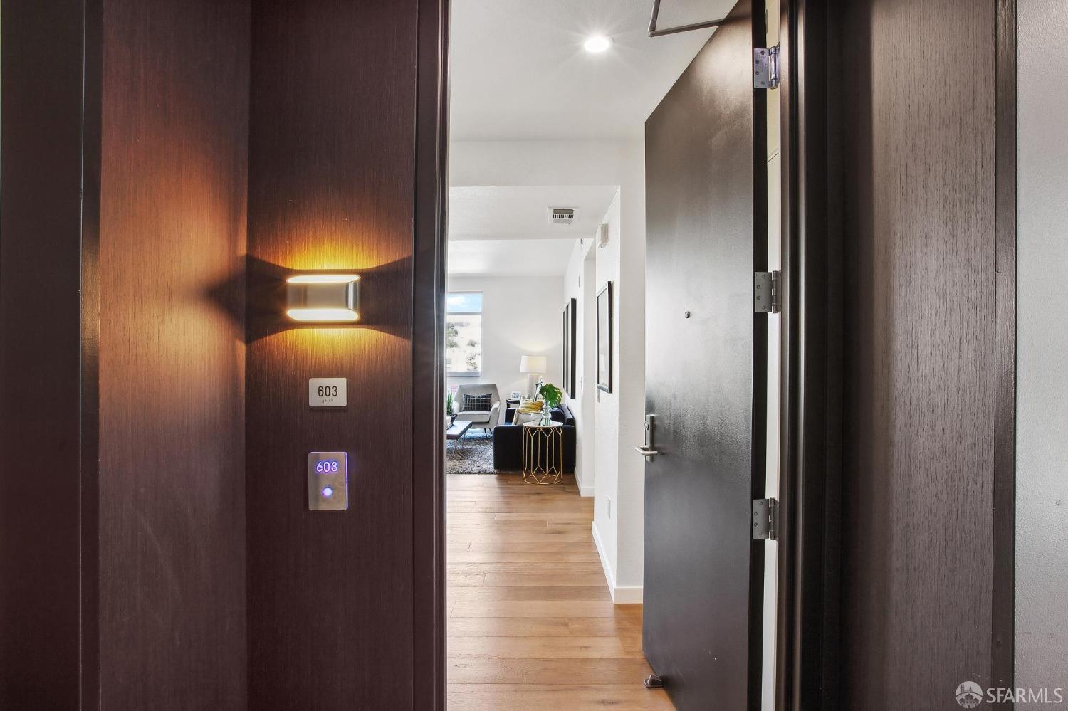 2655 Bush Street, Unit 603 San Francisco, CA 94115 - Photo 15 of 36 a view of a hallway with living room