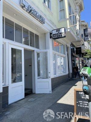 2655 Bush Street, Unit 603 San Francisco, CA 94115 - Photo 30 of 36 a view of an entrance of the building