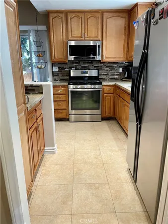 $4,250 | 10000 Reseda Boulevard, Unit A, Northridge, CA 91324