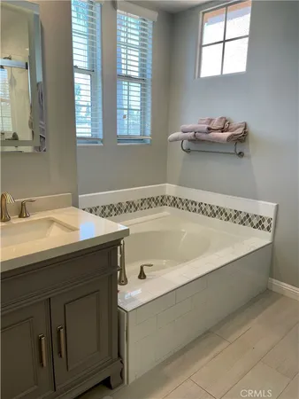 $4,250 | 10000 Reseda Boulevard, Unit A, Northridge, CA 91324